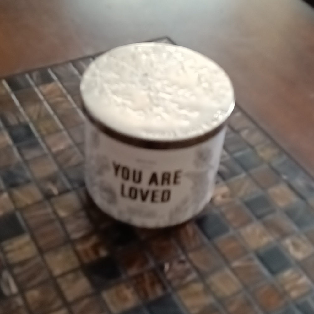 Scented candle/Bath&Body works